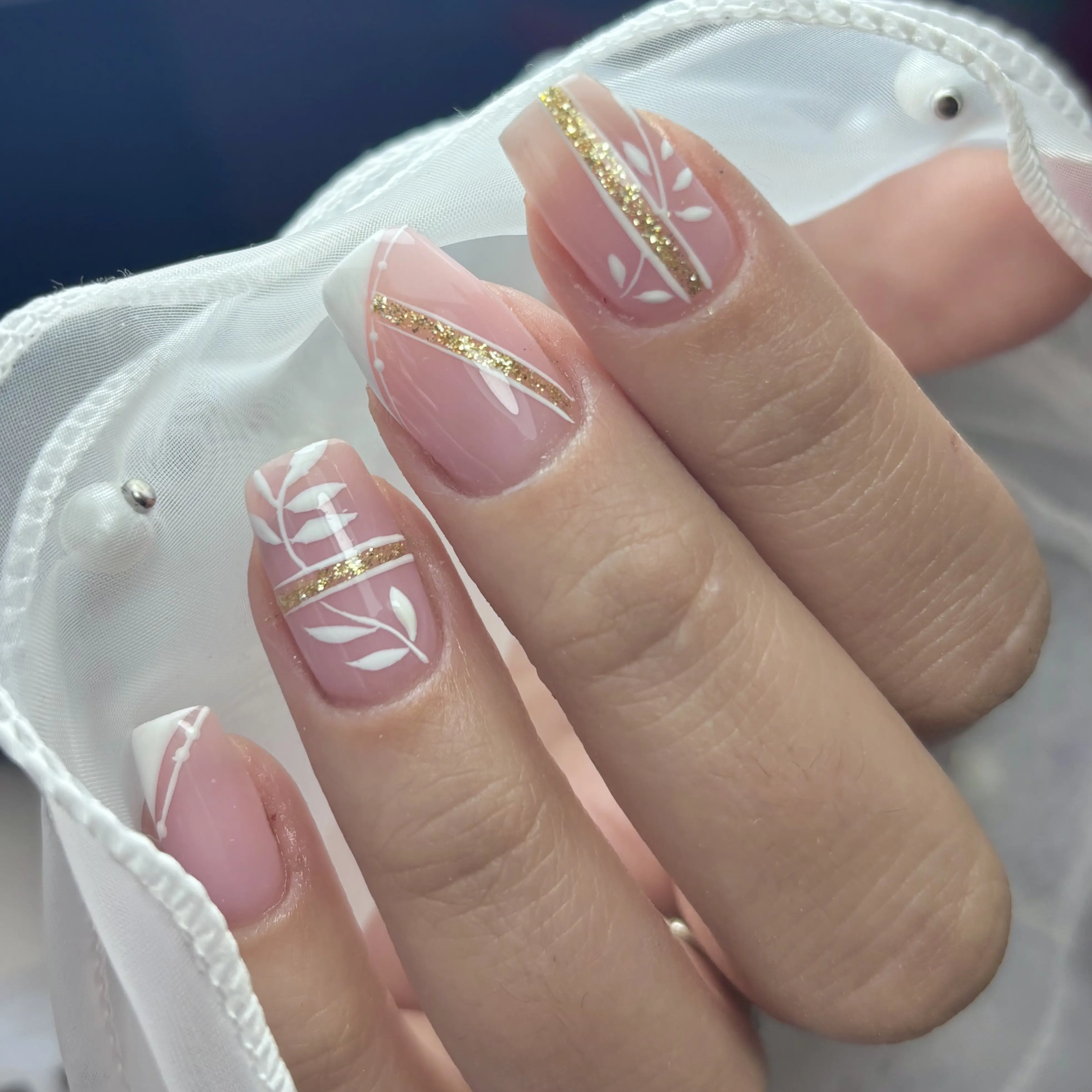 Técnica de esmaltado con acabado impecable